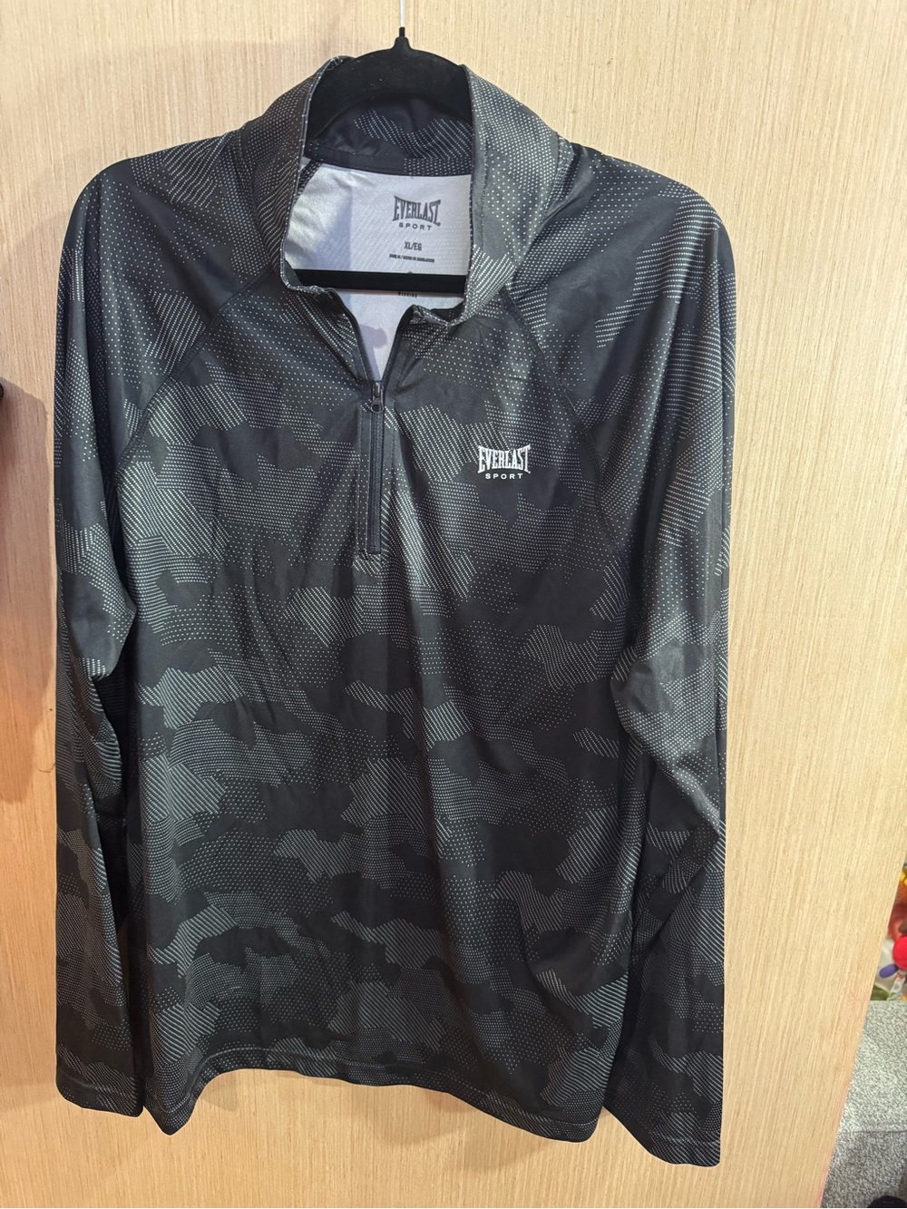 Everlast Men's Black Patterned Quarter-Zip Pullover Size XL